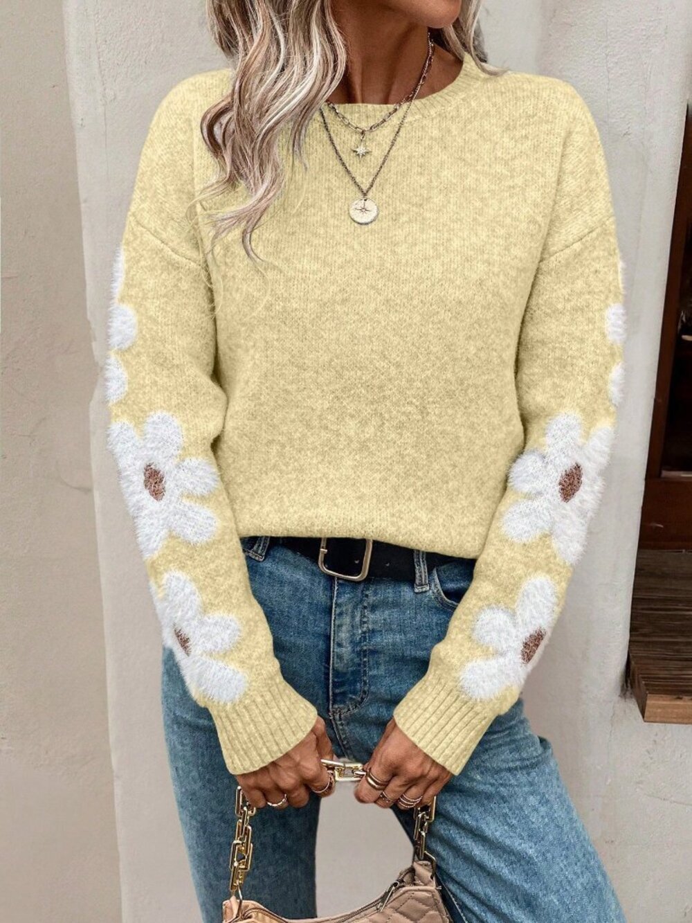 Apricot Women's Casual Floral Pattern Crew Neck Long Sleeve Pullover Sweater